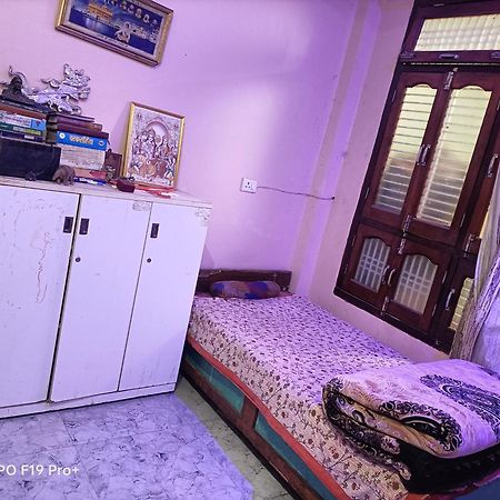 Отель Shri Ram Sharnam Ayodhya Экстерьер фото